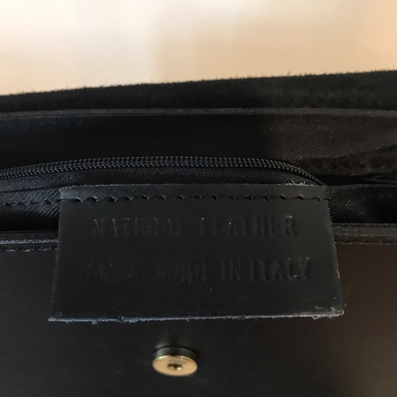 NWT Fashion Drug crossbody bag! Real Italian leather. - Picture 11 of 13